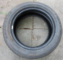 Tire_Goodyear_Eagle_Sport_245_50R18_2004_Saturn_Vue_Redline.JPG
