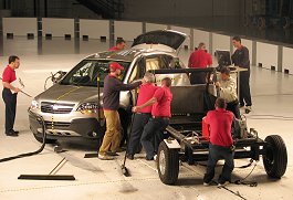 The IIHS Crashes a 2008 Saturn Vue