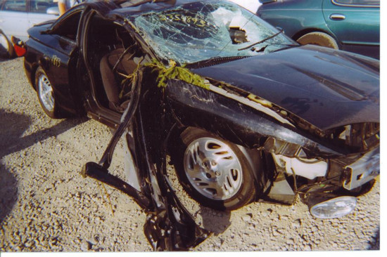 8913Jerm_s_Crashed_Car_004